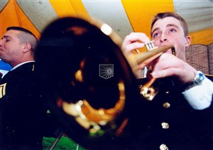 Image description is not available for 2000.253